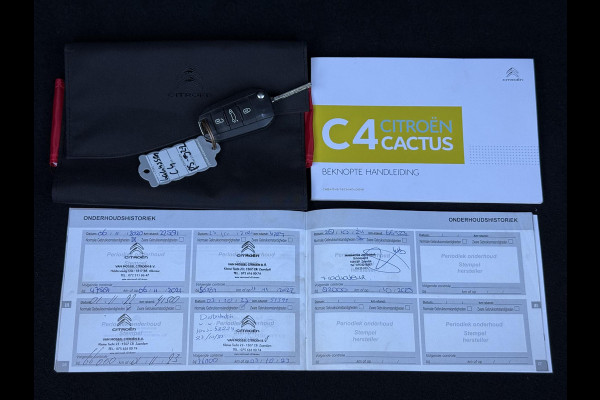 Citroën C4 Cactus 1.2 PureTech Shine Automaat,110pk,Dealer Onderhouden,Trekhaak,Distributie vv 2023,Navi,Clima,Cruise,Pdc,Lm velgen,Nieuwe Apk bij Aflevering