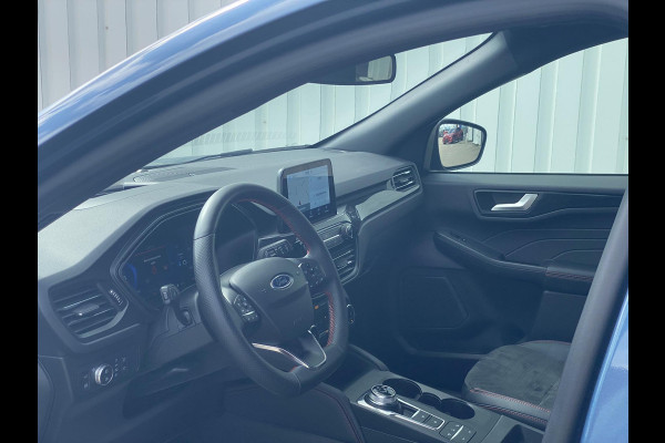 Ford Kuga 2.5 PHEV ST-Line X 225pk | Driver Assistance Pack | Winterpack | Wegklapbare Trekhaak | Technology Pack | 19 inch Licht metaal