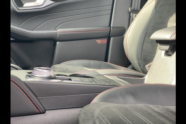 Ford Kuga 2.5 PHEV ST-Line X 225pk | Driver Assistance Pack | Winterpack | Wegklapbare Trekhaak | Technology Pack | 19 inch Licht metaal