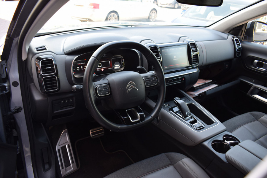 Citroën C5 Aircross 1.2 PureTech Shine | Apple CarPlay | Trekhaak | Leer | Camera | Virtual