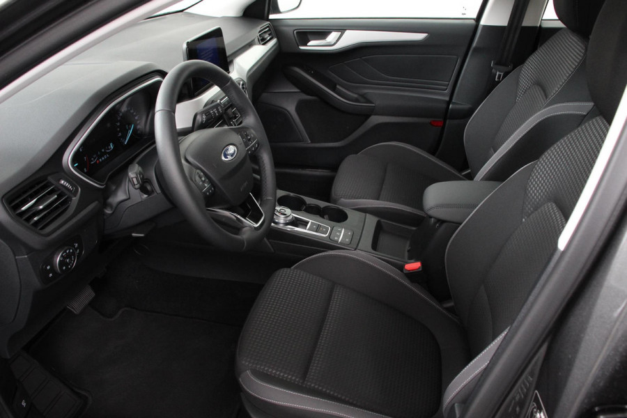 Ford Focus 1.0 EcoBoost 125pk Automaat Cool & Connect | Navigatie | Airco | Cruise control | Camera | DAB | Led | Lichtmetalen Velgen | Parkeer Sensoren Ford Focus 1.0 EcoBoost 125pk Automaat Cool & Connect | Navigatie | Airco | Cruise control | Camera | DAB | Led | Lichtmetalen Velgen | Parkeer Sensoren
