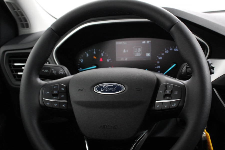 Ford Focus 1.0 EcoBoost 125pk Automaat Cool & Connect | Navigatie | Airco | Cruise control | Camera | DAB | Led | Lichtmetalen Velgen | Parkeer Sensoren Ford Focus 1.0 EcoBoost 125pk Automaat Cool & Connect | Navigatie | Airco | Cruise control | Camera | DAB | Led | Lichtmetalen Velgen | Parkeer Sensoren