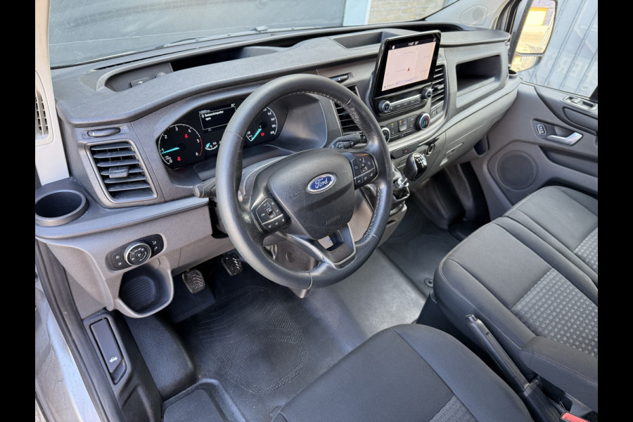 Ford Transit Custom 300 2.0 TDCI 13PK EURO 6 L1H1 Trend DC 6 persoons Navigatie systeem/app Connect/cruise control