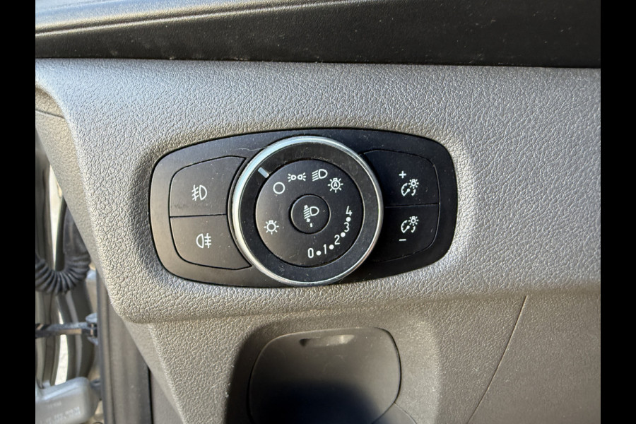 Ford Transit Custom 300 2.0 TDCI 13PK EURO 6 L1H1 Trend DC 6 persoons Navigatie systeem/app Connect/cruise control