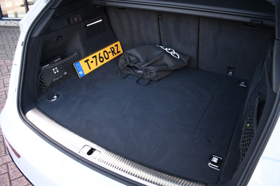 Audi Q5 50 TFSI e S-Edition Pano Trekh Optic-black Sfeer Camera