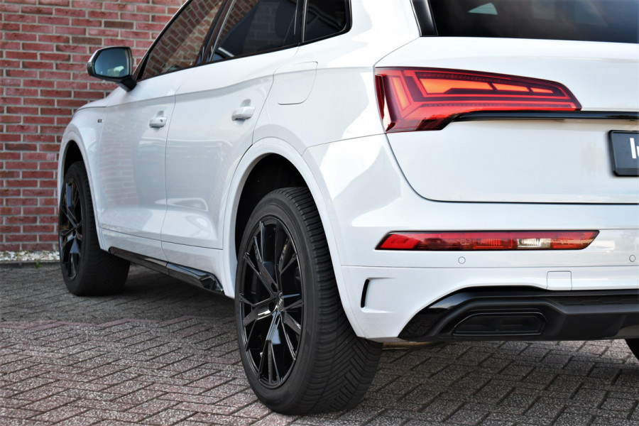 Audi Q5 50 TFSI e S-Edition Pano Trekh Optic-black Sfeer Camera