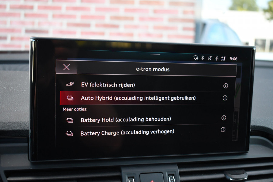 Audi Q5 50 TFSI e S-Edition Pano Trekh Optic-black Sfeer Camera