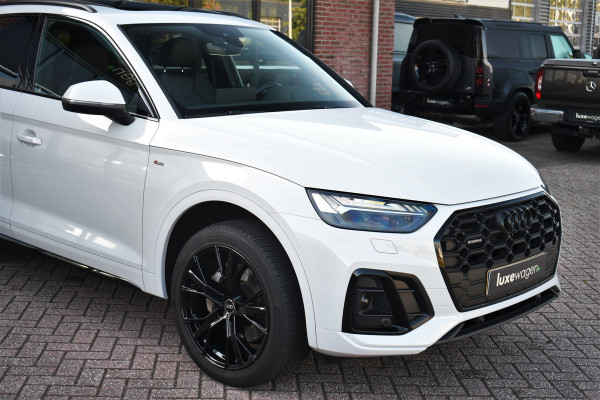 Audi Q5 50 TFSI e S-Edition Pano Trekh Optic-black Sfeer Camera