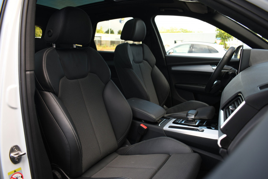 Audi Q5 50 TFSI e S-Edition Pano Trekh Optic-black Sfeer Camera