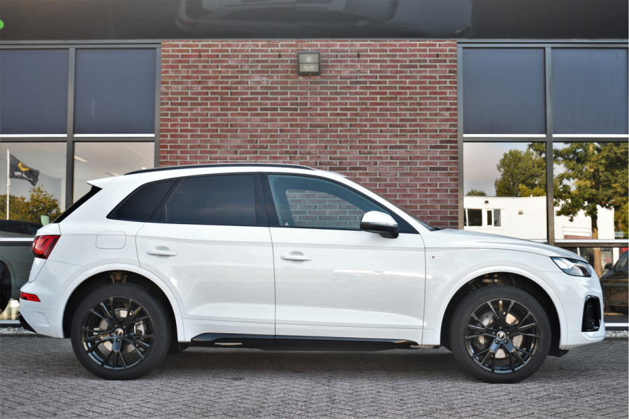 Audi Q5 50 TFSI e S-Edition Pano Trekh Optic-black Sfeer Camera