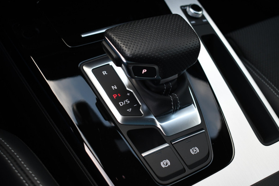 Audi Q5 50 TFSI e S-Edition Pano Trekh Optic-black Sfeer Camera