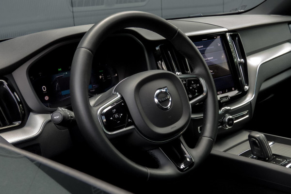 Volvo XC60 2.0 Recharge T6 AWD Inscription R-DESIGN | TREKHAAK | ACC | PANO | ELEKTRISCH VERSTELBARE STOELEN
