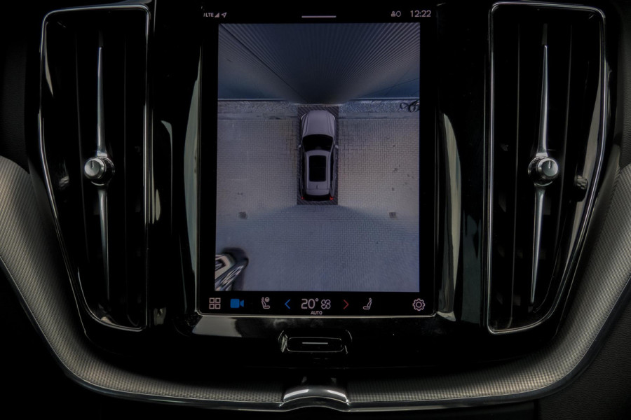 Volvo XC60 2.0 Recharge T6 AWD Inscription R-DESIGN | TREKHAAK | ACC | PANO | ELEKTRISCH VERSTELBARE STOELEN