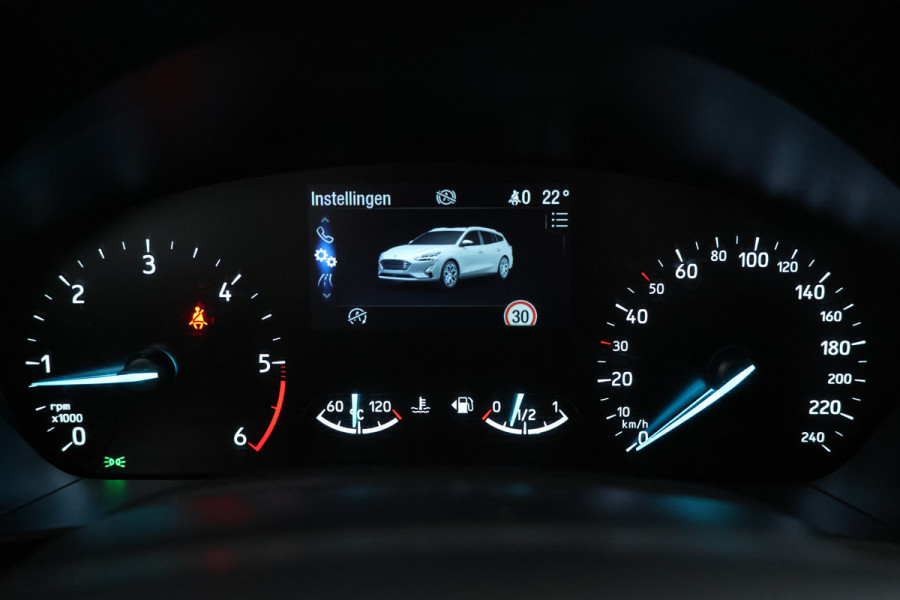 Ford FOCUS Wagon 1.5 EcoBlue Titanium X Business Trekhaak, Airco, Cruise