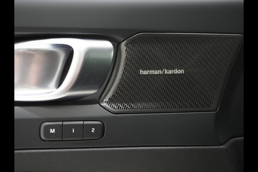 Volvo XC40 1.5 T5 Recharge Ultimate | Panoramadak | Pilot Assist | Harman/Kardon | 360 | Keyless | Carplay