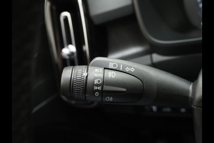 Volvo XC40 1.5 T5 Recharge Ultimate | Panoramadak | Pilot Assist | Harman/Kardon | 360 | Keyless | Carplay