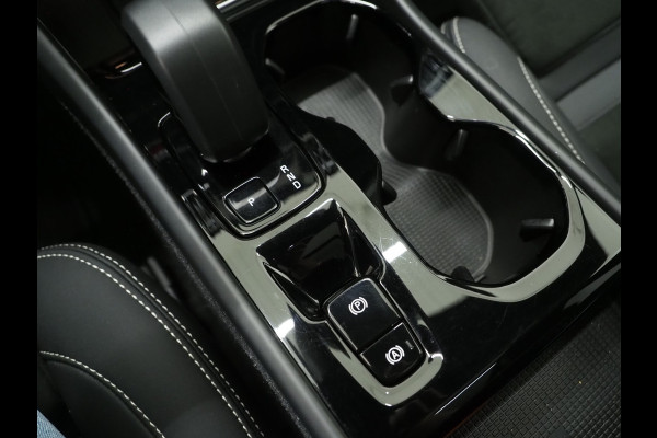 Volvo XC40 1.5 T5 Recharge Ultimate | Panoramadak | Pilot Assist | Harman/Kardon | 360 | Keyless | Carplay