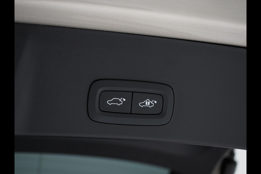 Volvo XC40 1.5 T5 Recharge Ultimate | Panoramadak | Pilot Assist | Harman/Kardon | 360 | Keyless | Carplay