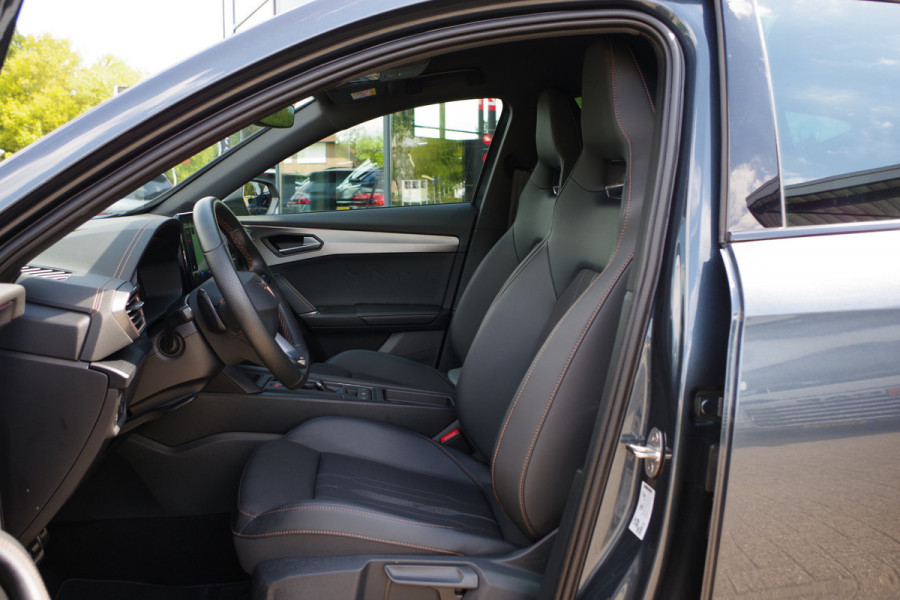 CUPRA Formentor 1.4 e-Hybrid VZ 245 PK Copper Edition PHEV, LED, Camera, Winterpakket, Carplay