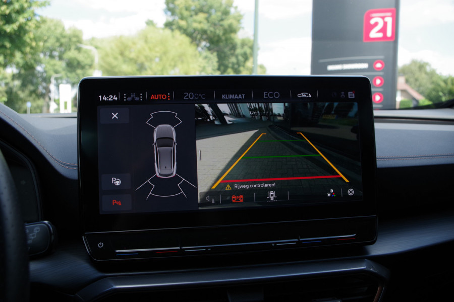 CUPRA Formentor 1.4 e-Hybrid VZ 245 PK Copper Edition PHEV, LED, Camera, Winterpakket, Carplay