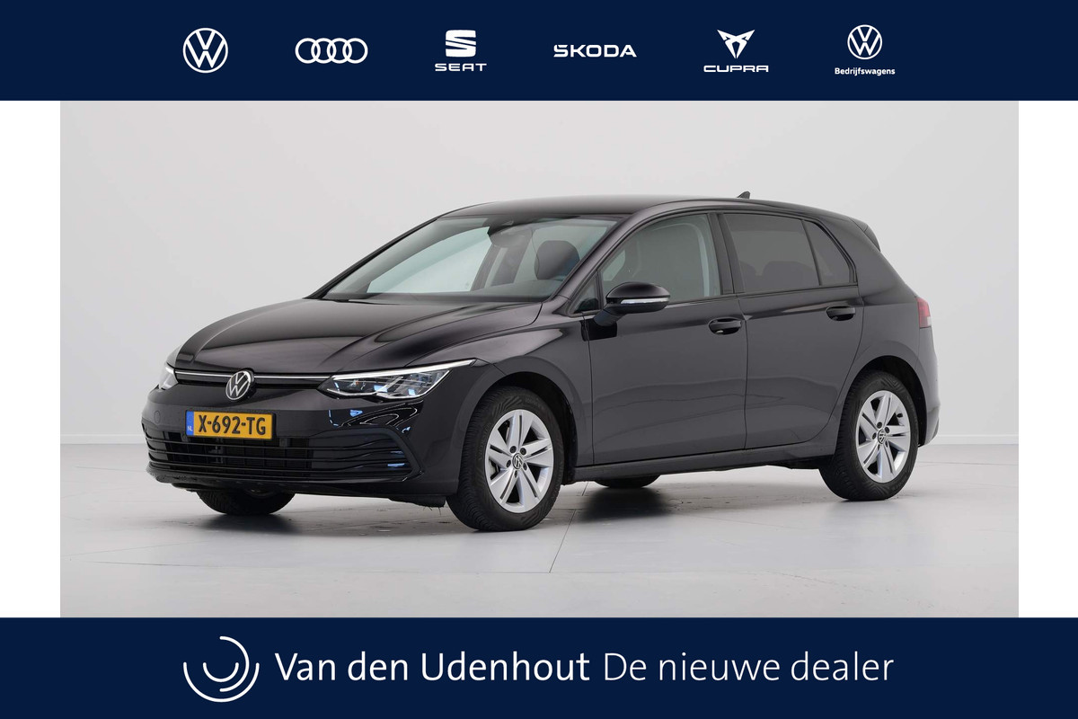 Volkswagen Golf 1.0 TSI Life Business Navigatie Memory Massagestoel Parkeersensonren 24 Volkswagen Golf 1.0 TSI Life Business Navigatie Memory Massagestoel Parkeersensonren 24