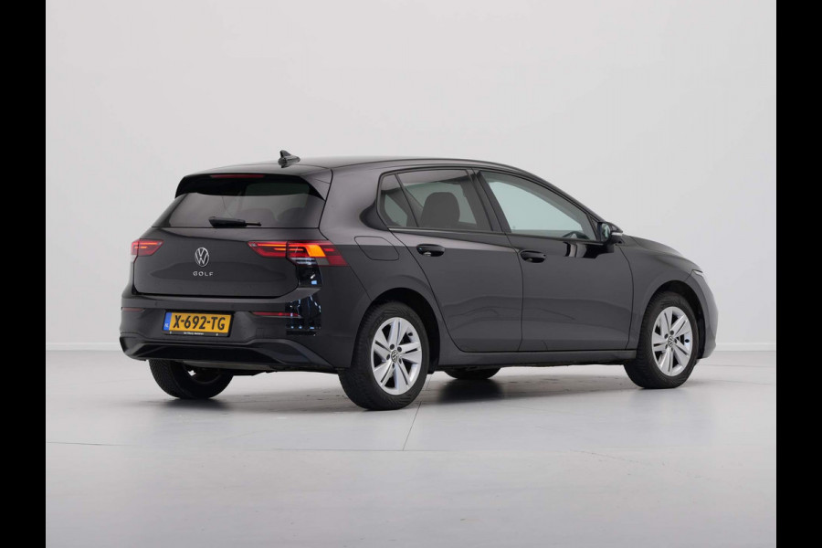 Volkswagen Golf 1.0 TSI Life Business Navigatie Memory Massagestoel Parkeersensonren 24