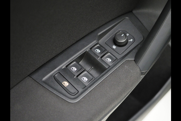 Volkswagen Tiguan 1.4 TSI eHybrid 245PK | Adaptive Cruise | Camera | Virtual | Carplay | DAB | LED