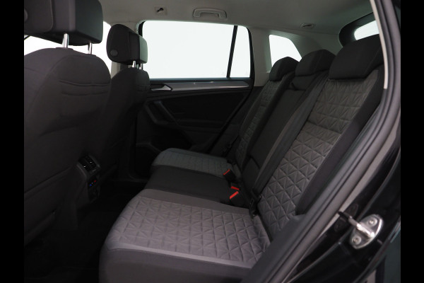 Volkswagen Tiguan 1.4 TSI eHybrid 245PK | Adaptive Cruise | Camera | Virtual | Carplay | DAB | LED