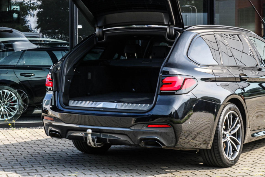 BMW 5 Serie Touring 530e xDrive M-SPORT - PANO - TREKHAAK - HARMAN - SOFTCLOSE