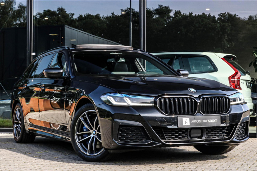 BMW 5 Serie Touring 530e xDrive M-SPORT - PANO - TREKHAAK - HARMAN - SOFTCLOSE