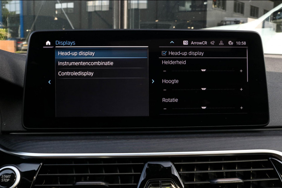 BMW 5 Serie Touring 530e xDrive M-SPORT - PANO - TREKHAAK - HARMAN - SOFTCLOSE