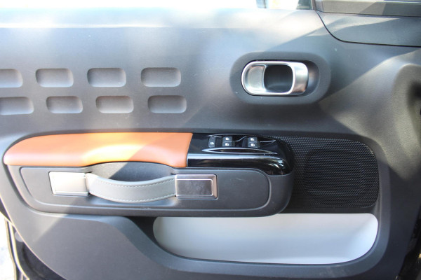 Citroën C3 1.2 PureTech S&S Shine NAP automaat camera clima