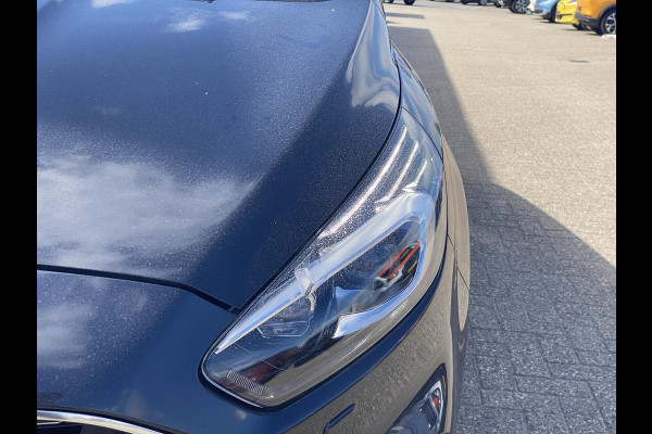 Ford S-Max 2.5 FHEV 7p Vignale 190pk | Full LED | Sony Navigatie | 7 persoons | Winterpack | Trekhaak | Massage Stoelen | Adaptieve Cruise Controle |