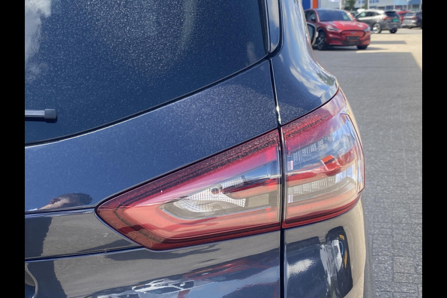Ford S-Max 2.5 FHEV 7p Vignale 190pk | Full LED | Sony Navigatie | 7 persoons | Winterpack | Trekhaak | Massage Stoelen | Adaptieve Cruise Controle |