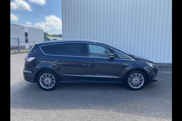 Ford S-Max 2.5 FHEV 7p Vignale 190pk | Full LED | Sony Navigatie | 7 persoons | Winterpack | Trekhaak | Massage Stoelen | Adaptieve Cruise Controle |