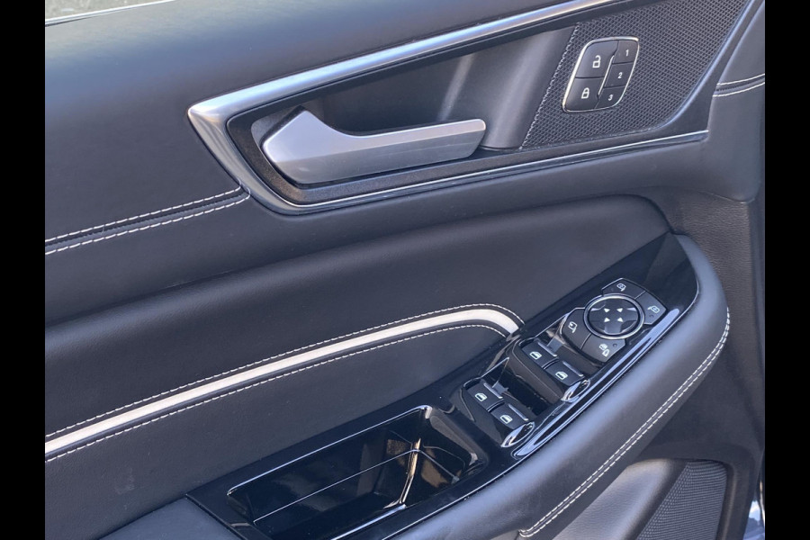 Ford S-Max 2.5 FHEV 7p Vignale 190pk | Full LED | Sony Navigatie | 7 persoons | Winterpack | Trekhaak | Massage Stoelen | Adaptieve Cruise Controle |