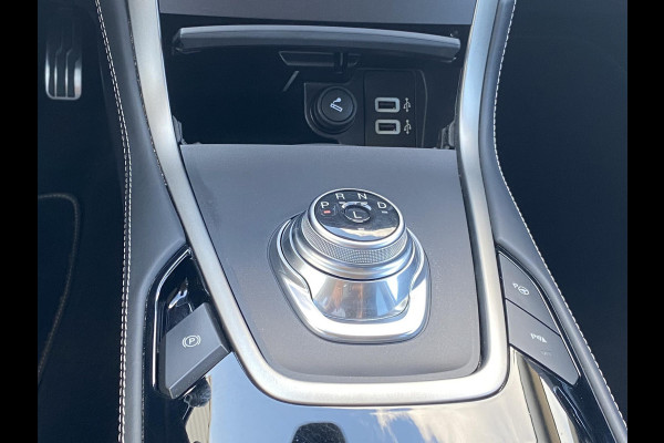 Ford S-Max 2.5 FHEV 7p Vignale 190pk | Full LED | Sony Navigatie | 7 persoons | Winterpack | Trekhaak | Massage Stoelen | Adaptieve Cruise Controle |