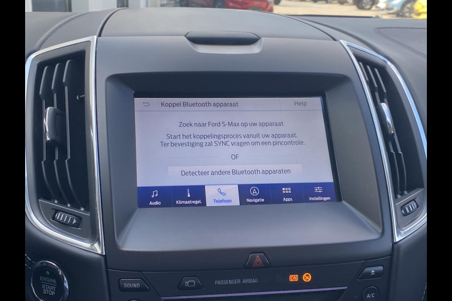 Ford S-Max 2.5 FHEV 7p Vignale 190pk | Full LED | Sony Navigatie | 7 persoons | Winterpack | Trekhaak | Massage Stoelen | Adaptieve Cruise Controle |