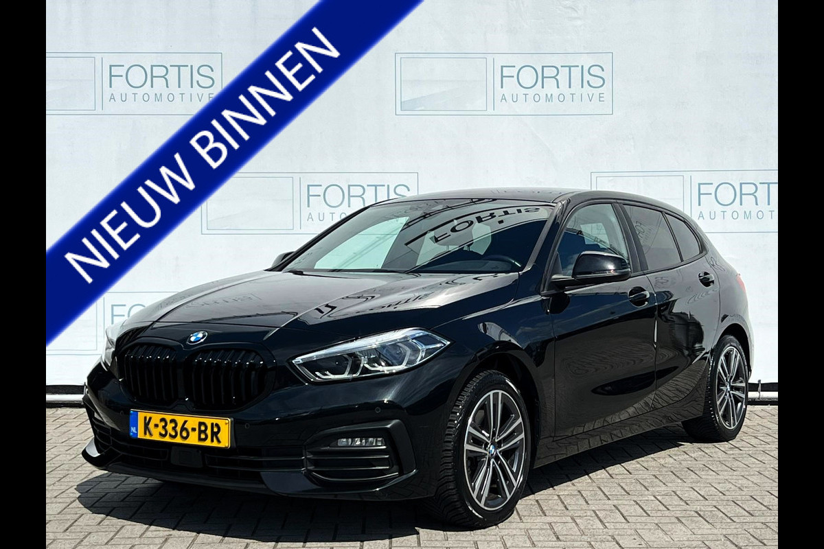 BMW 1-serie 118i Executive Edition NL AUTO | CAMERA | CARPLAY | KEYLESS | DEALER ONDERH |