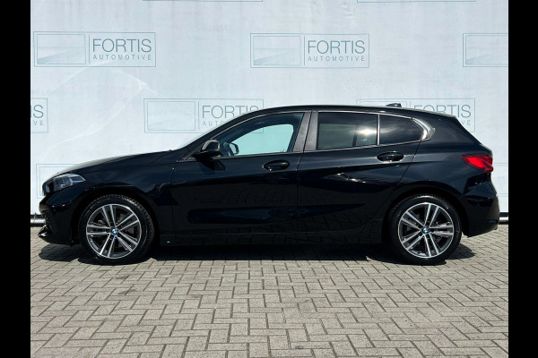 BMW 1-serie 118i Executive Edition NL AUTO | CAMERA | CARPLAY | KEYLESS | DEALER ONDERH |