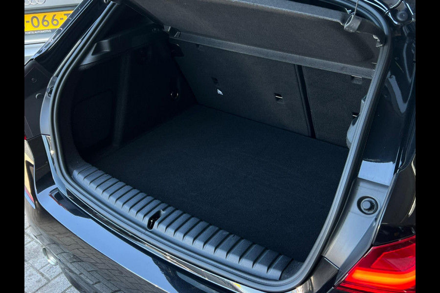 BMW 1-serie 118i Executive Edition NL AUTO | CAMERA | CARPLAY | KEYLESS | DEALER ONDERH |