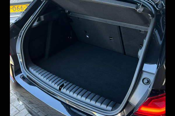BMW 1-serie 118i Executive Edition NL AUTO | CAMERA | CARPLAY | KEYLESS | DEALER ONDERH |