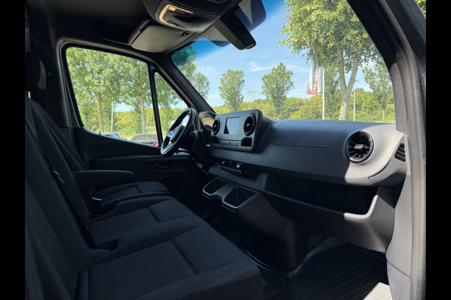 Mercedes-Benz Sprinter 319 3.0 CDI L2H2 ZB Edition | 18'' Sportvelgen | Sidebars | Trekhaak | Carplay | Camera