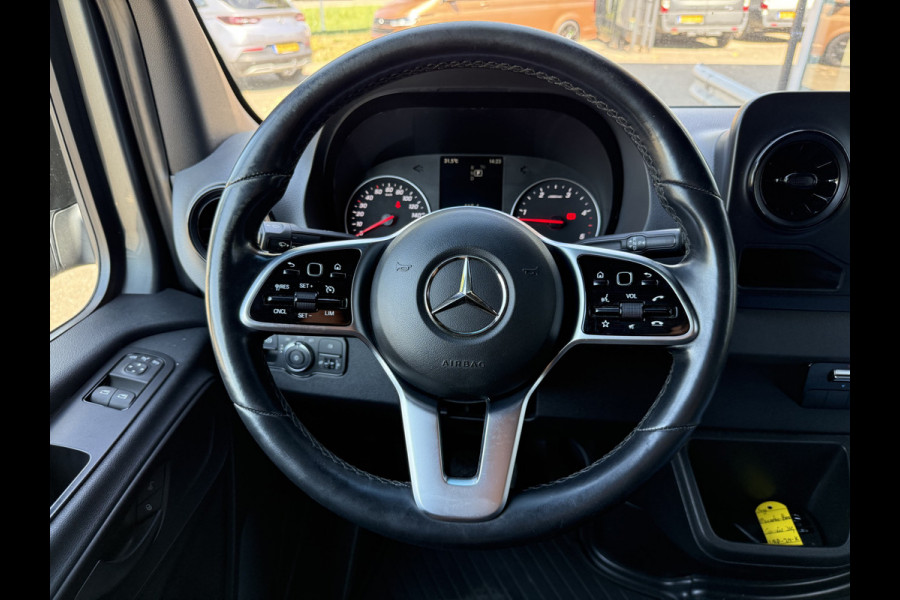 Mercedes-Benz Sprinter 319 3.0 CDI L2H2 ZB Edition | 18'' Sportvelgen | Sidebars | Trekhaak | Carplay | Camera