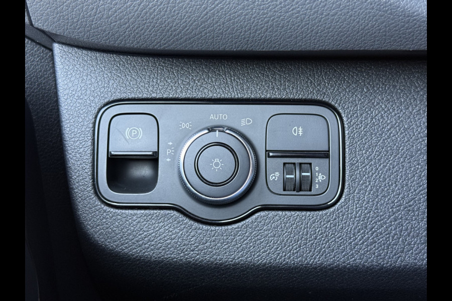 Mercedes-Benz Sprinter 319 3.0 CDI L2H2 ZB Edition | 18'' Sportvelgen | Sidebars | Trekhaak | Carplay | Camera