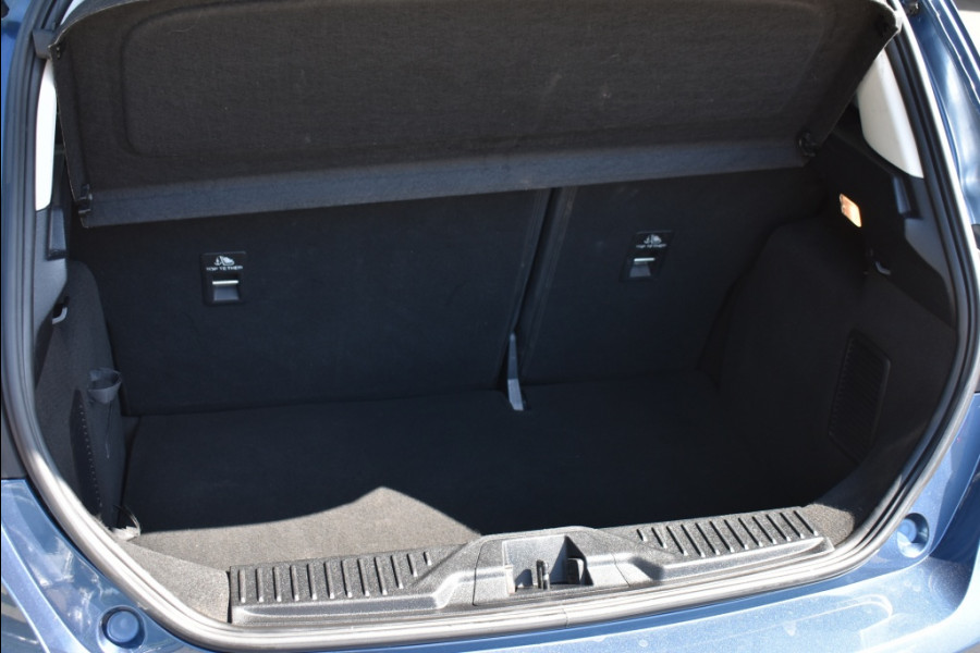 Ford Fiesta 1.0 EcoB. Titanium X Trekhaak Driver assistance - winter PACK,
