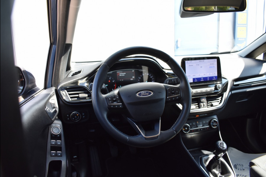 Ford Fiesta 1.0 EcoB. Titanium X Trekhaak Driver assistance - winter PACK,