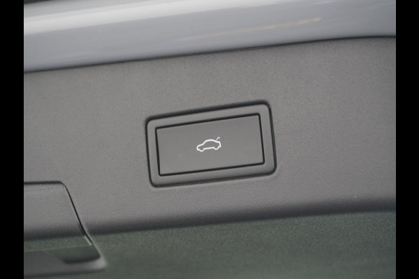 Volkswagen ID.5 Pro Performance 77 kWh Warmtepomp | Comfortplus pakket | Design plus pakket | Infotainmentplus pakket | Style plus pakket | Sportplus pakket | RIJ ASSIST. PAKKET | ERGONOMISCHE STOELEN | TREKHAAK