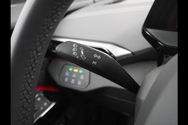 Volkswagen ID.5 Pro Performance 77 kWh Warmtepomp | Comfortplus pakket | Design plus pakket | Infotainmentplus pakket | Style plus pakket | Sportplus pakket | RIJ ASSIST. PAKKET | ERGONOMISCHE STOELEN | TREKHAAK