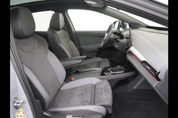 Volkswagen ID.5 Pro Performance 77 kWh Warmtepomp | Comfortplus pakket | Design plus pakket | Infotainmentplus pakket | Style plus pakket | Sportplus pakket | RIJ ASSIST. PAKKET | ERGONOMISCHE STOELEN | TREKHAAK